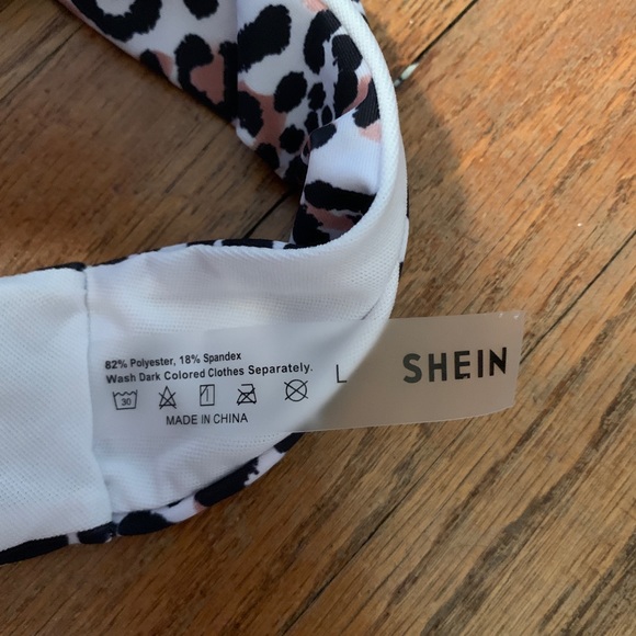 bikini - Picture 5 of 5